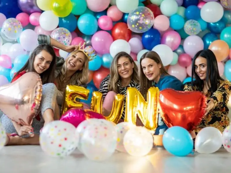 Where Can I Inflate Helium Balloons? (Guide) Grocery Store Dive