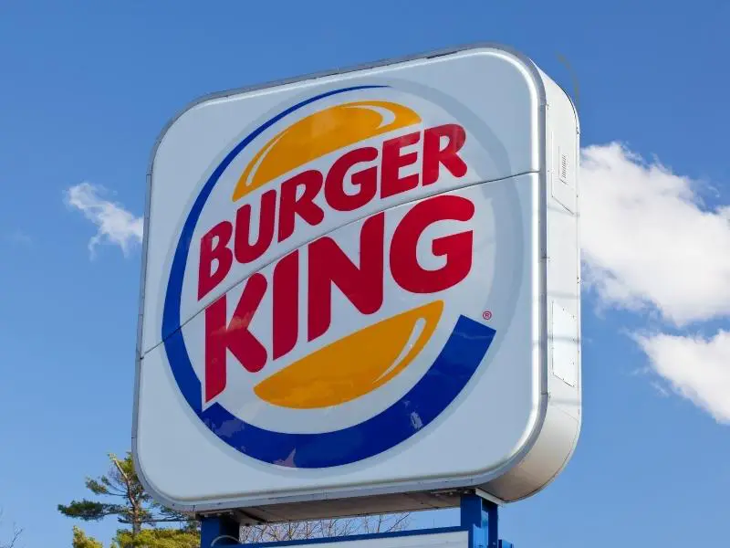 Burger King Lunch Hours in 2022 (Menu, Daily Specials)